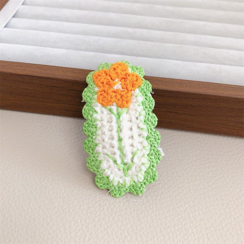 Pop of Pretty Crochet Hair Clip - Image 2