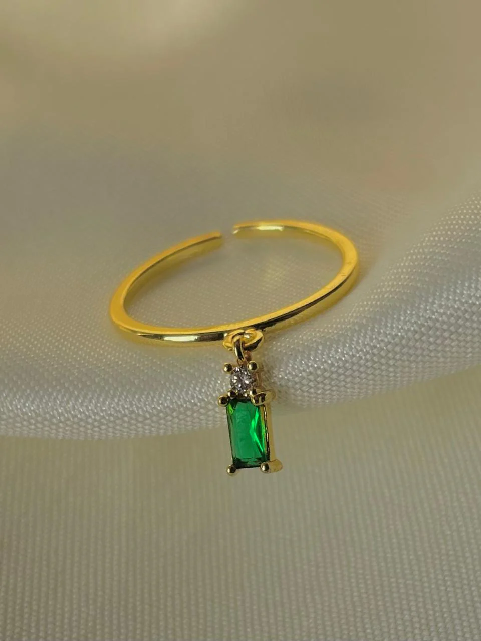 Precious Solitaire Drop Ring- green - Image 4