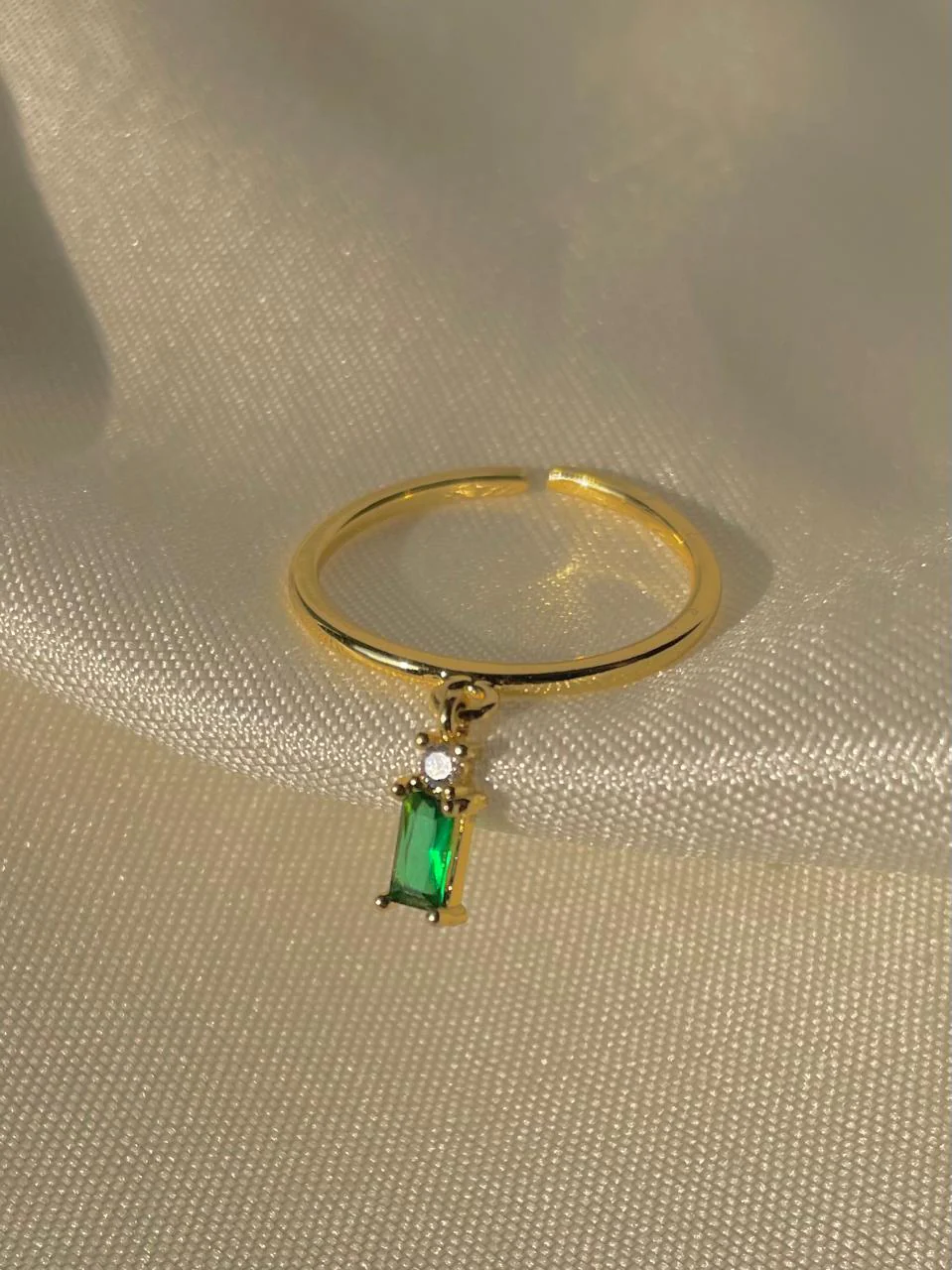 Precious Solitaire Drop Ring- green - Image 5