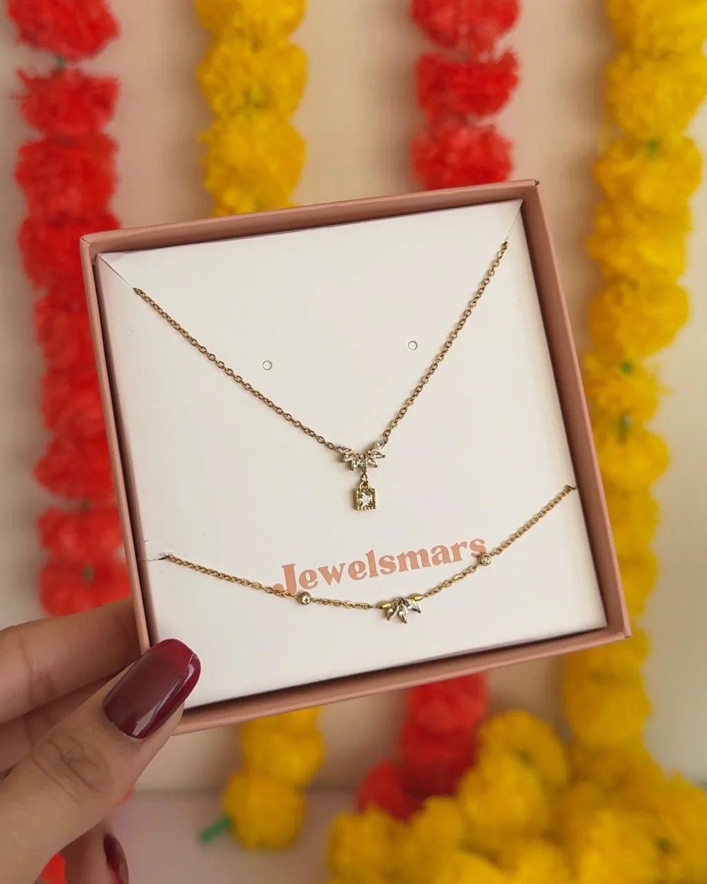 Premium Gift Box ( necklace + bracelet) - Image 3