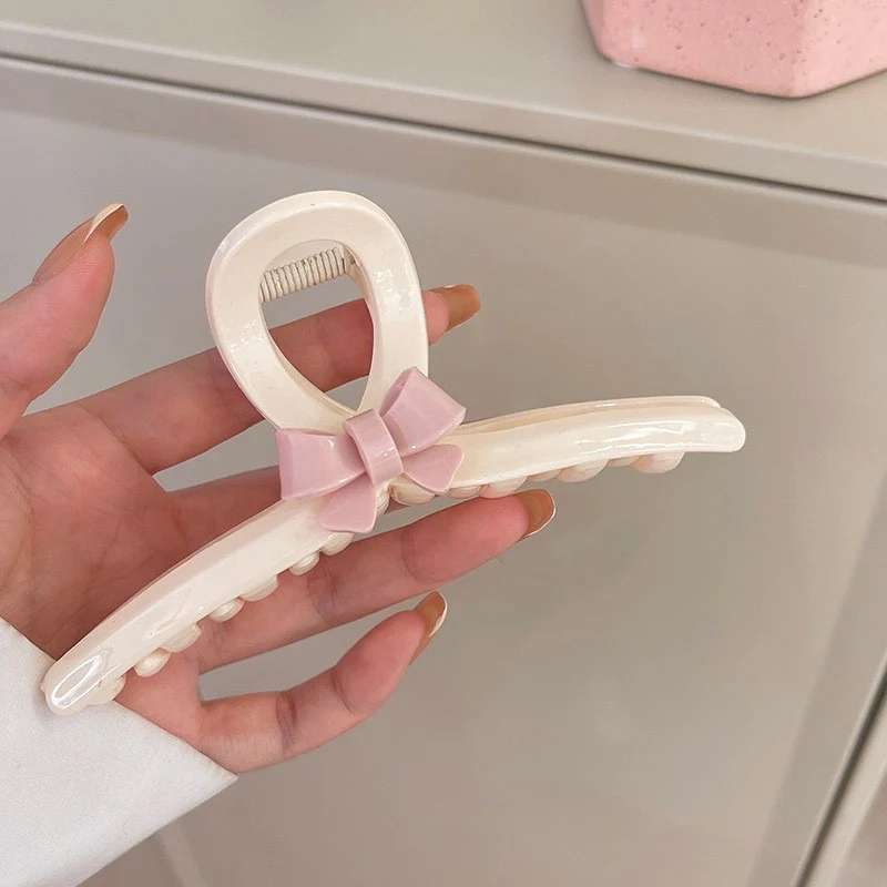 Pretty Bow Hair Claw