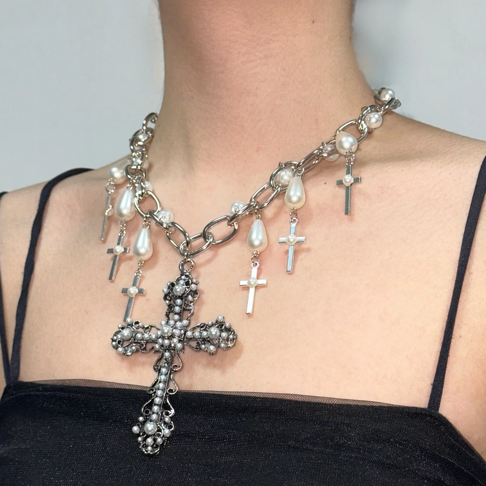 Pretty little Sinner Necklace - Image 4