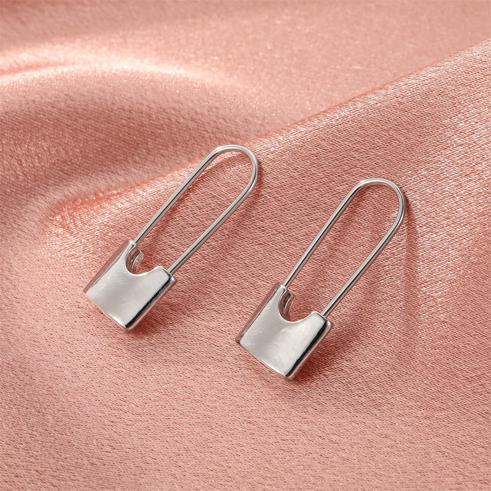 Pin-it Queen! Earrings - Image 3