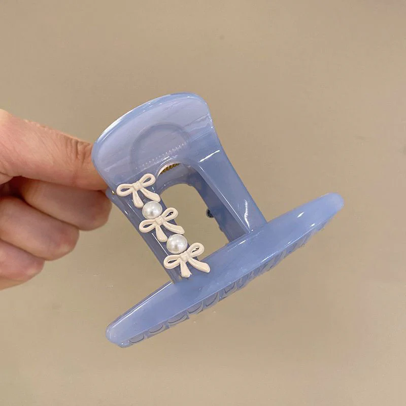 Princess in Bows Claw Clip - Image 5