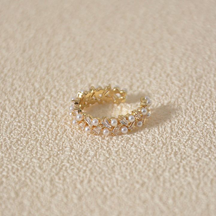 Pure Soul Delicate Pearly Ring - Image 2