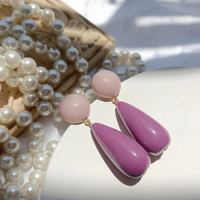 Purple Please! Dangling Earrings - Image 4