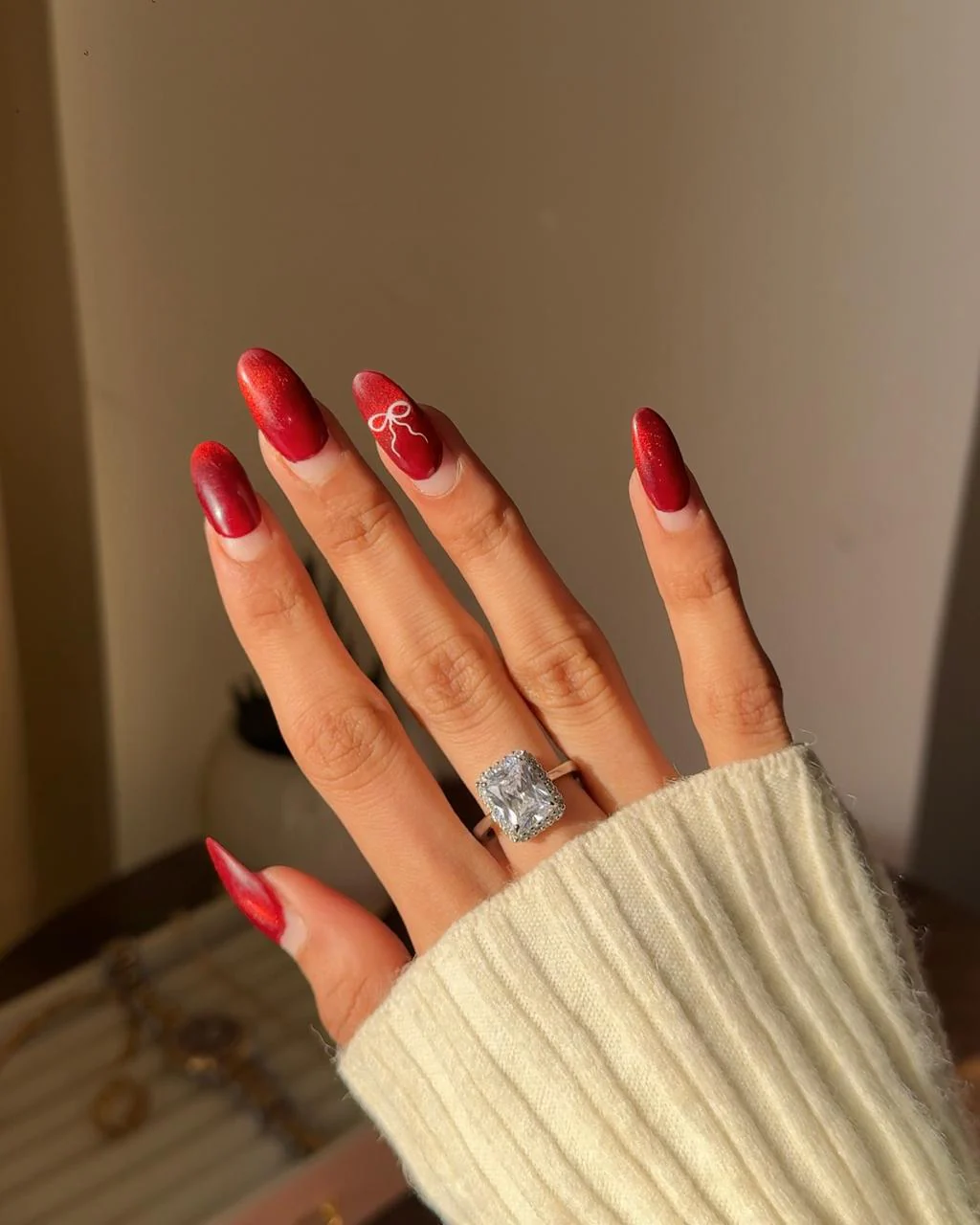 Put a rock on her hand! Ring - Image 2