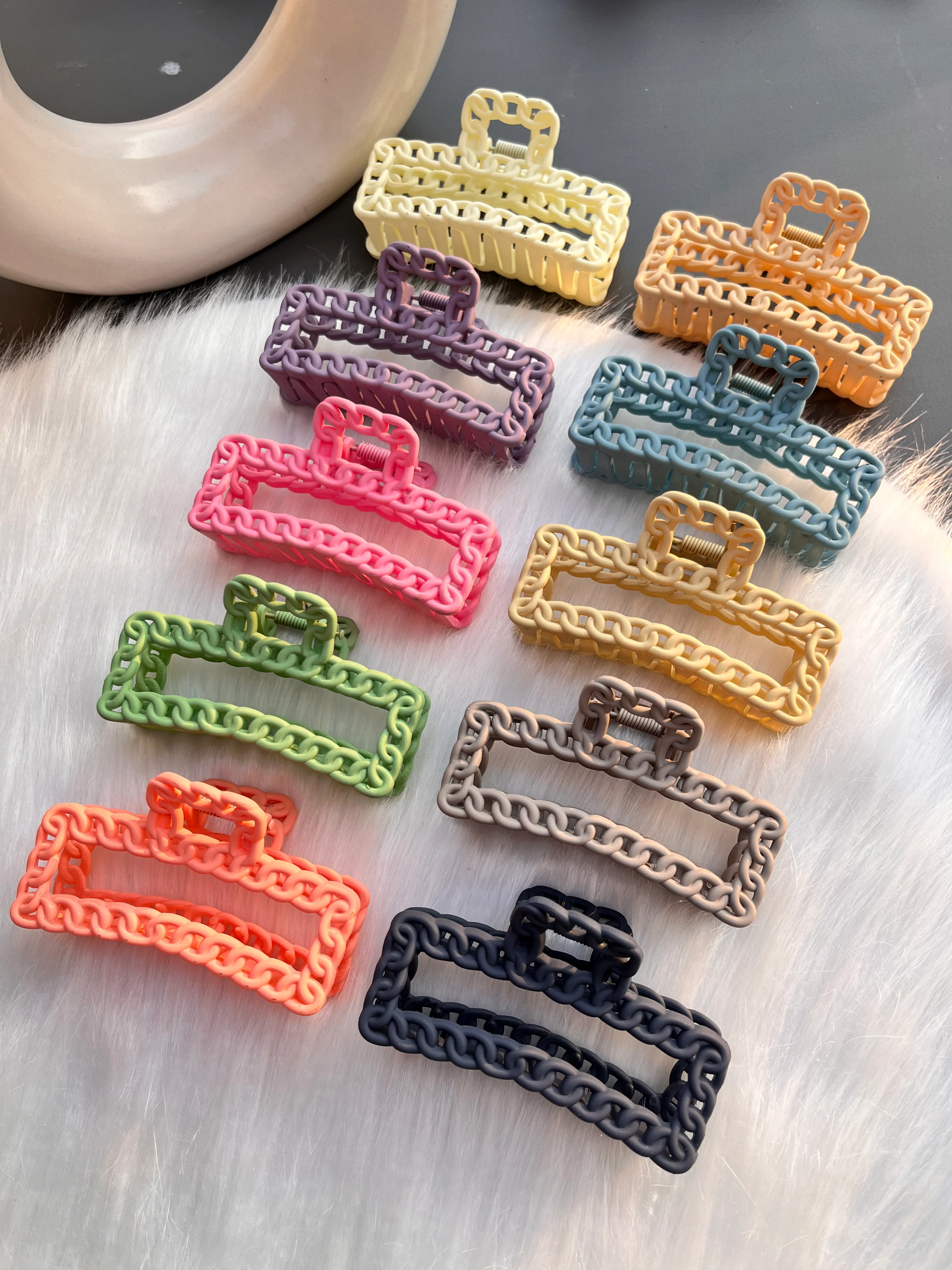 Rectangular Chain Claw Clutchers - Image 2