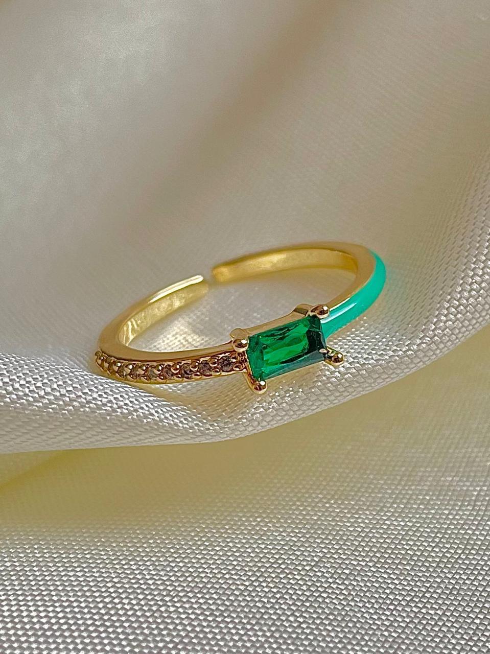 Rectangular Cut Ring- green