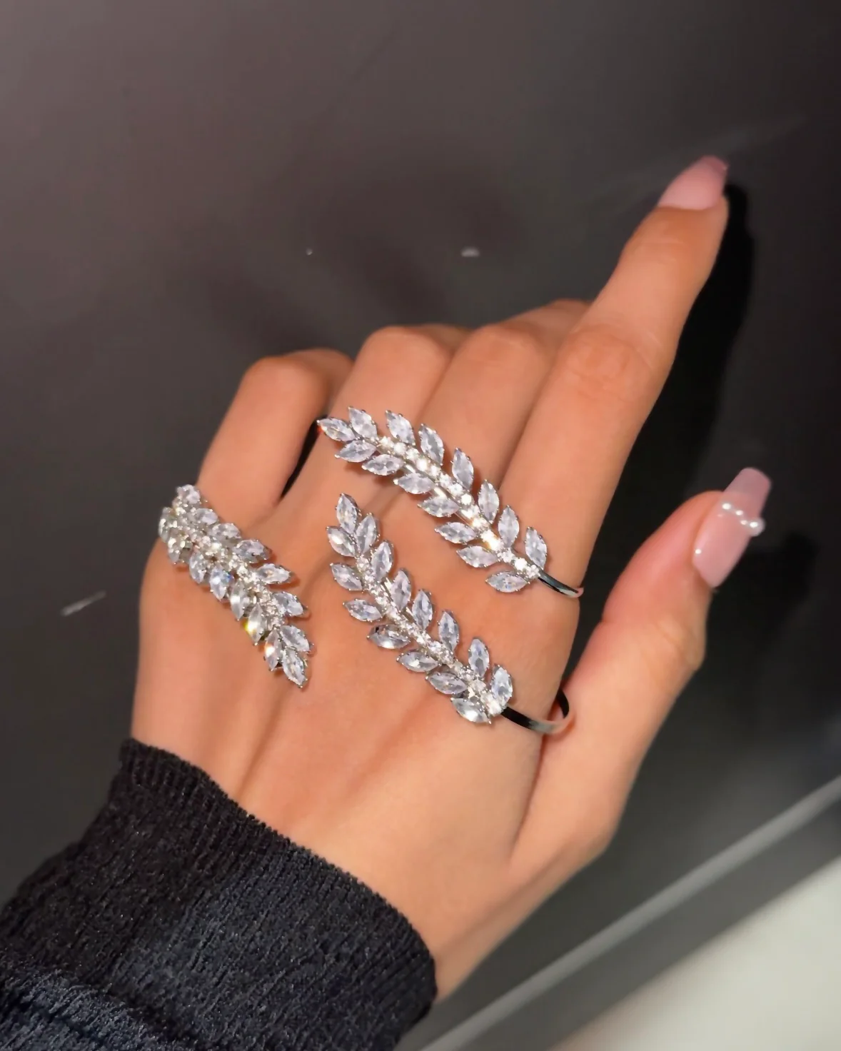 Red Carpet Radiance Hand Jewelery - Image 2