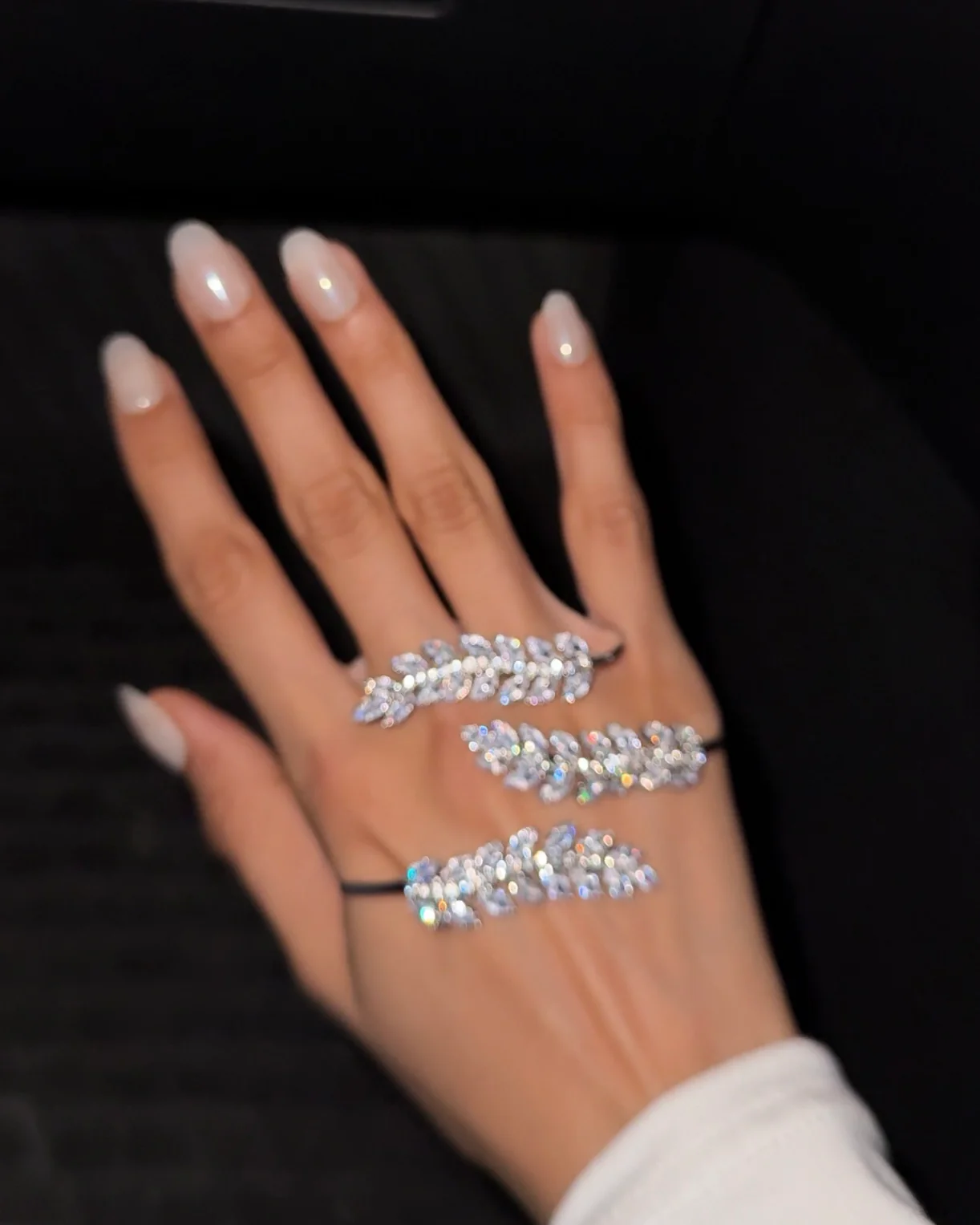 Red Carpet Radiance Hand Jewelery - Image 7