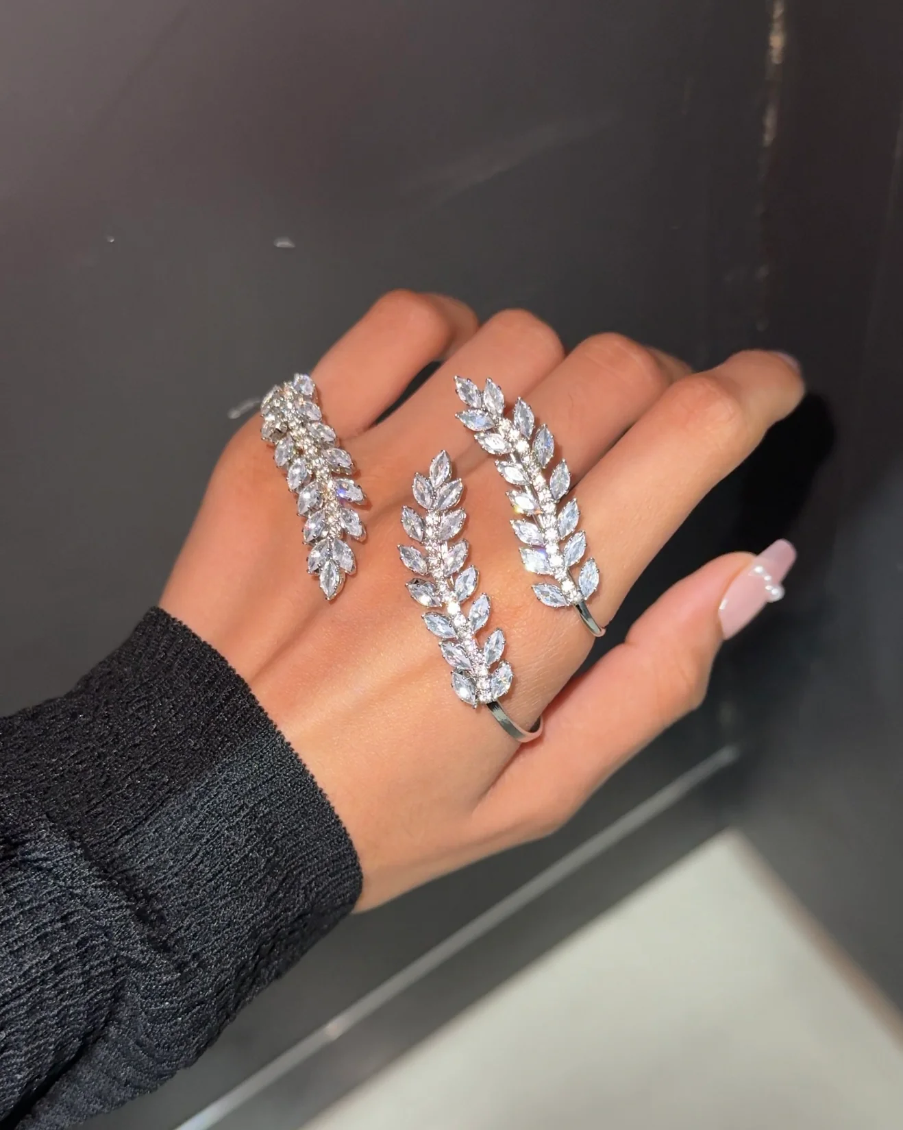Red Carpet Radiance Hand Jewelery - Image 8