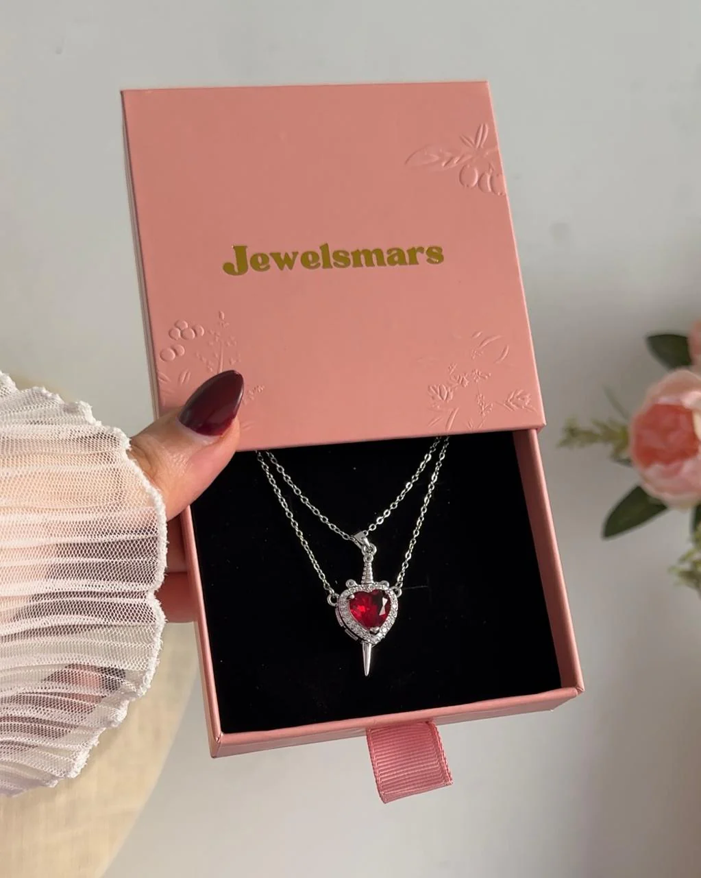 Red-Romantic Heart & Sword Necklace Gift Box - Image 2