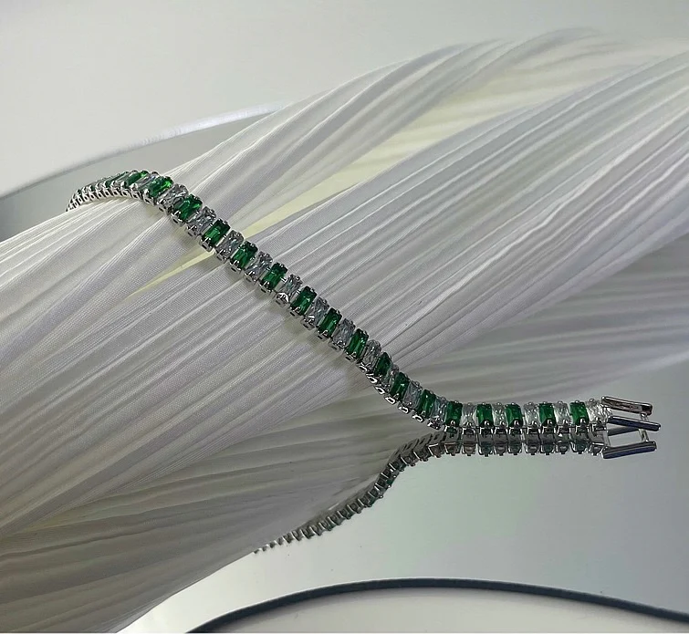 Regal Glint Rhinestone Bracelet
