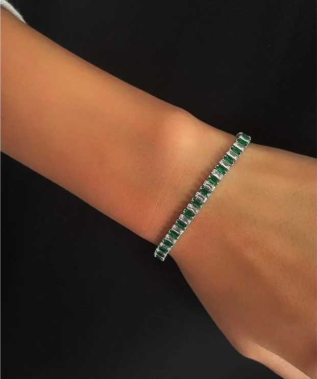 Regal Glint Rhinestone Bracelet - Image 3