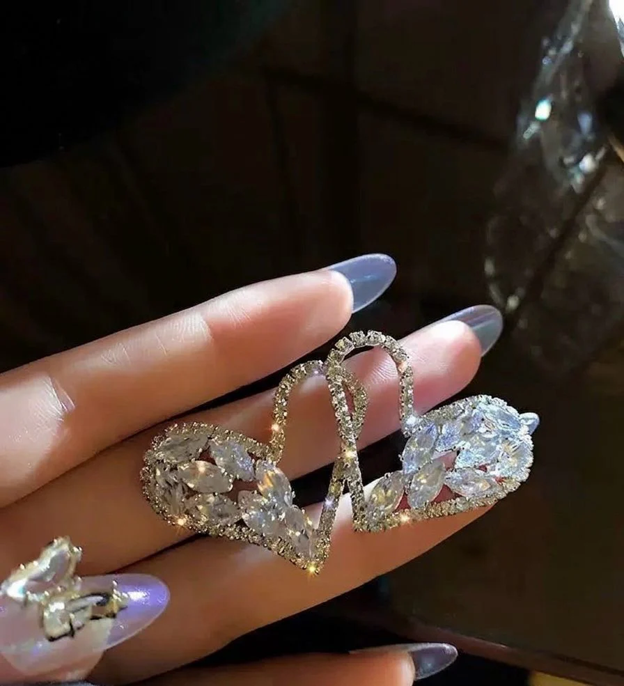 Rich Girl’s Love! Earrings - Image 3