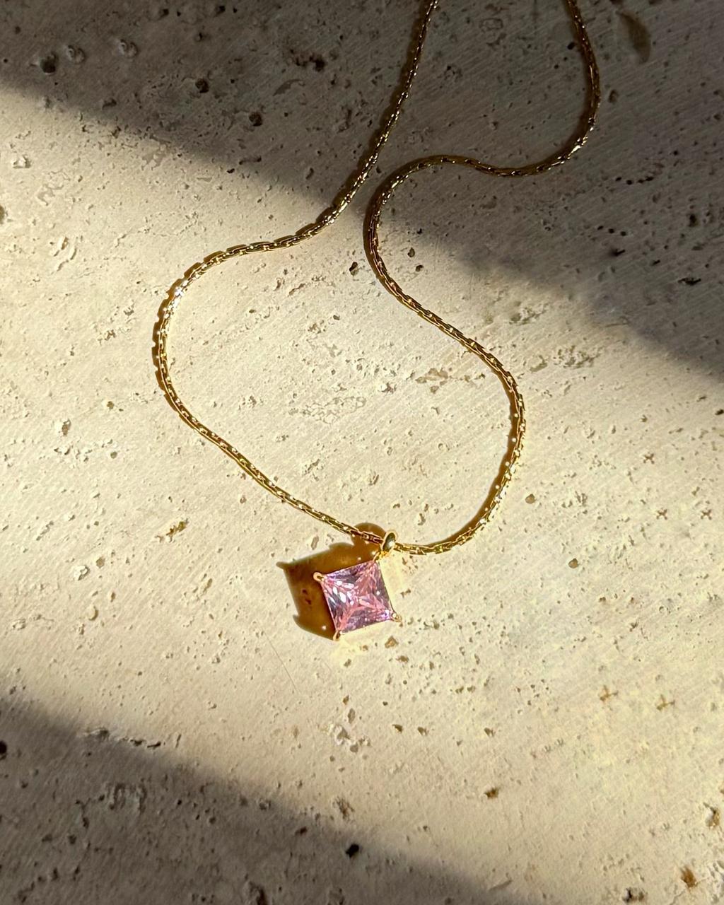 Ros‘e Glint Necklace - Image 2