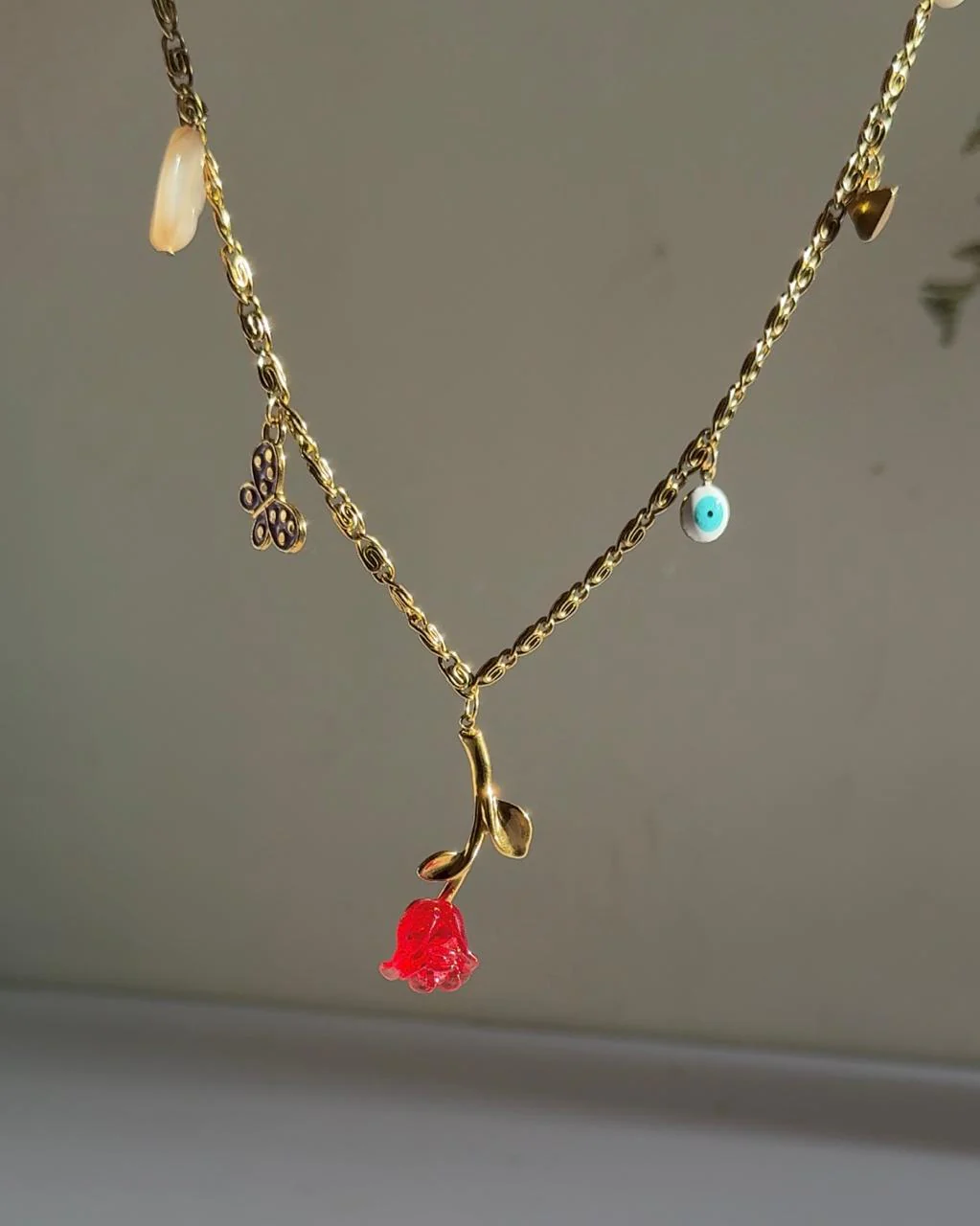 Rose’ Enchantment Necklace - Image 2