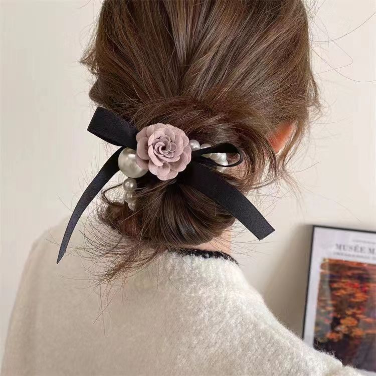 Rose on my Head Pearly Scrunchies - Image 4