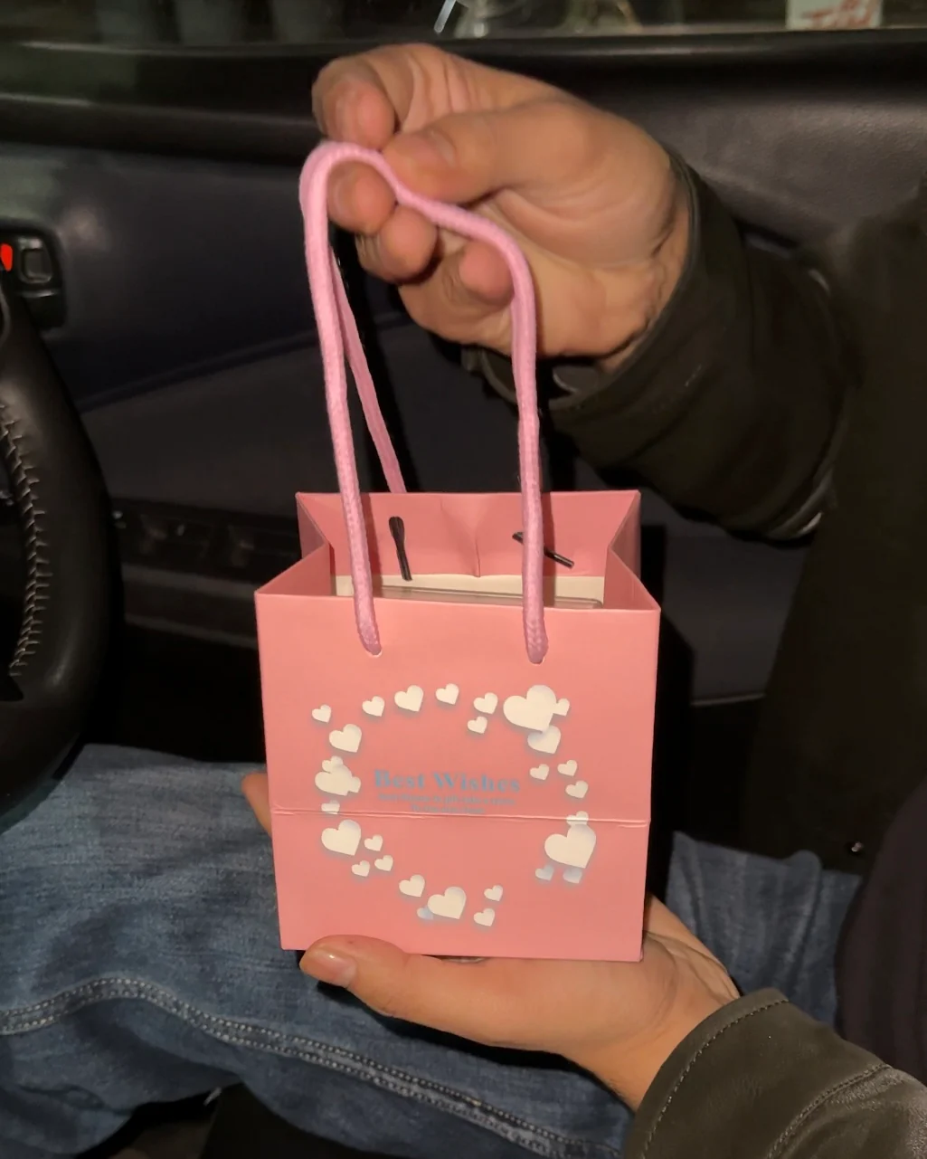 Rotating Gift Box with Ring - Image 3