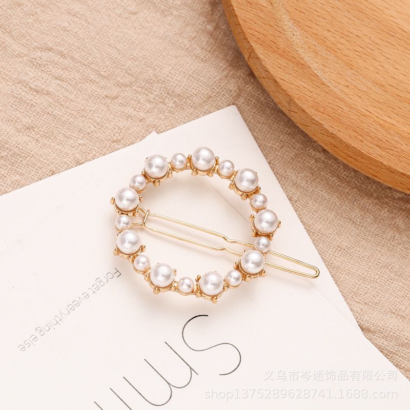 Round Pearl Hairclip - Image 2