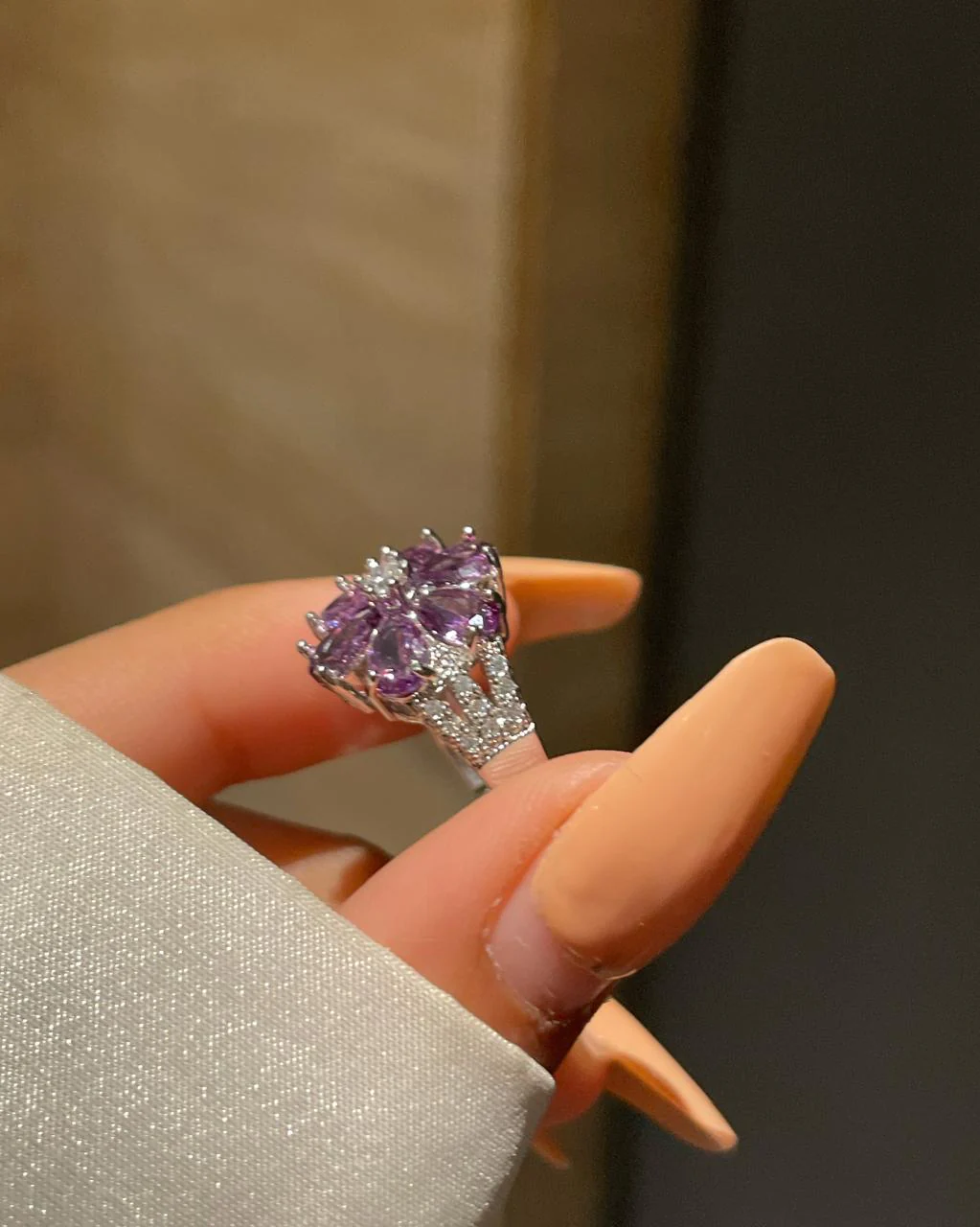 Royal Flower Ring- purple - Image 3