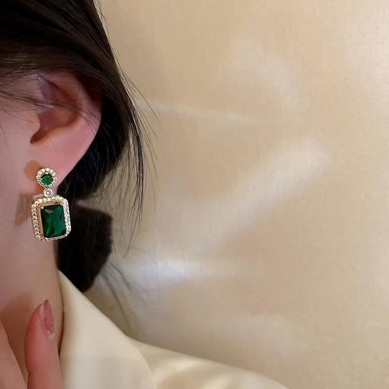 Royal Green Earrings - Image 3