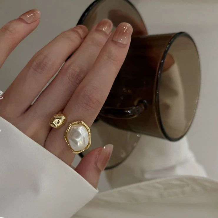 Ruby Pearl Statement Ring - Image 3