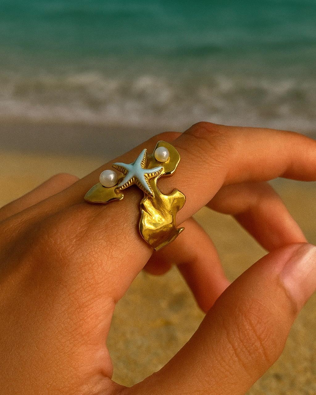 Saphire Starfish Ring - Image 2