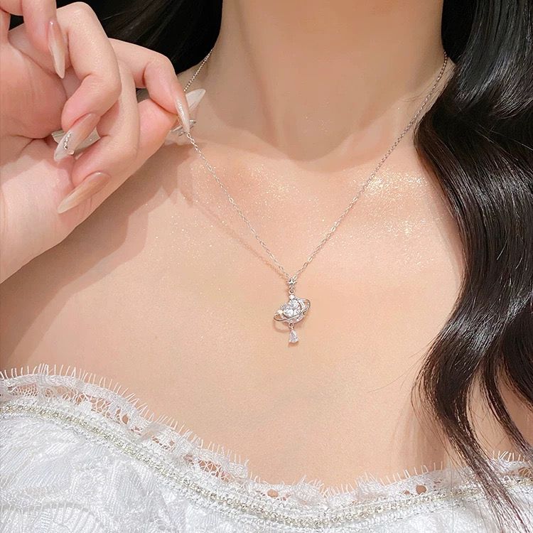 Saturn lite Necklace- silver