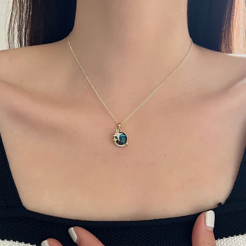 Saturn Star Necklace - Image 3