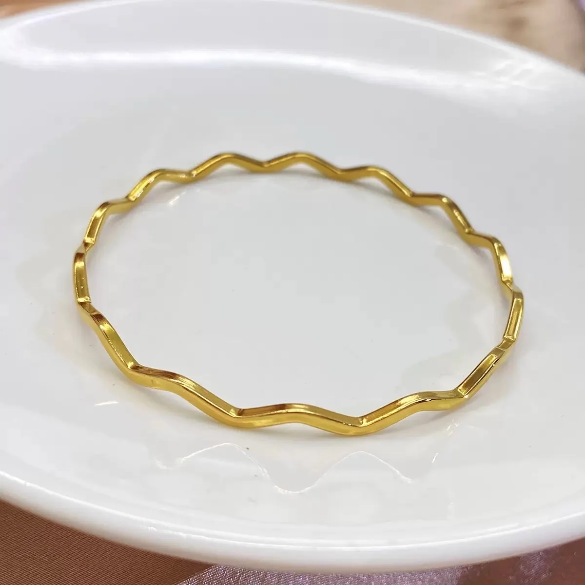 Selena Zig-zag Bracelet