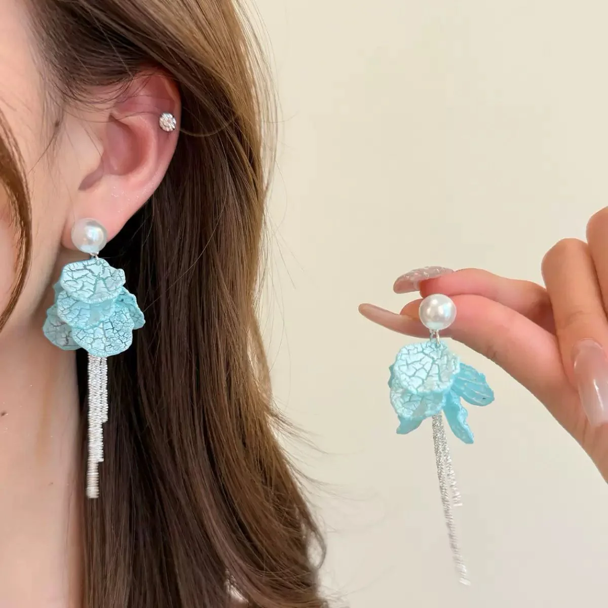 Serene Pearl Earrings - Image 2