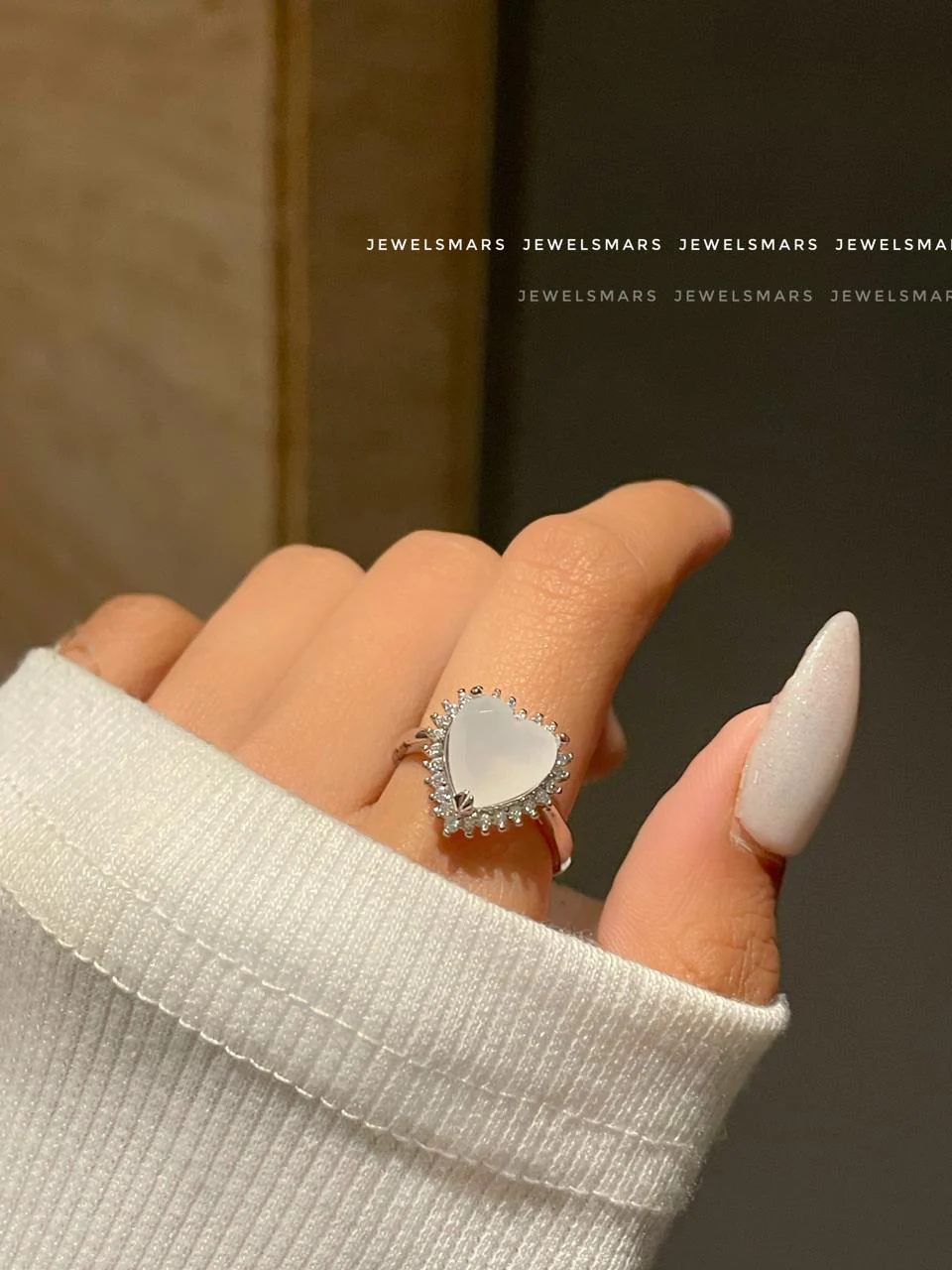 Serenity Heart Ring- white - Image 3
