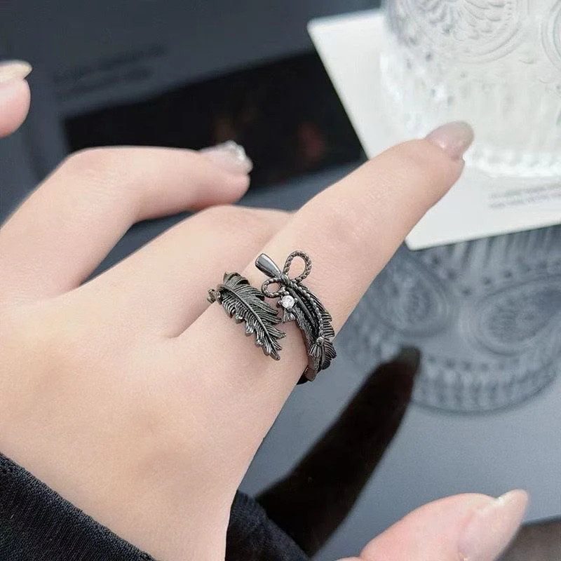 Shadow Plume Ring