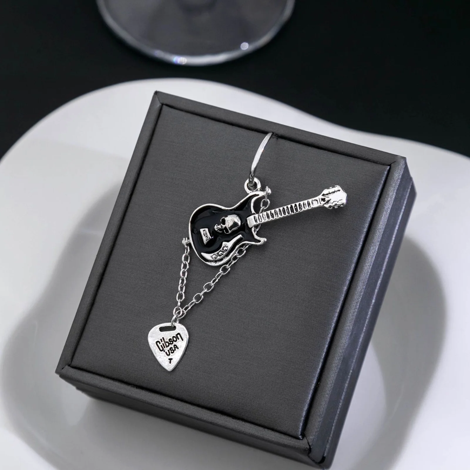 She’s a rockstar! Earrings (1 piece) - Image 2