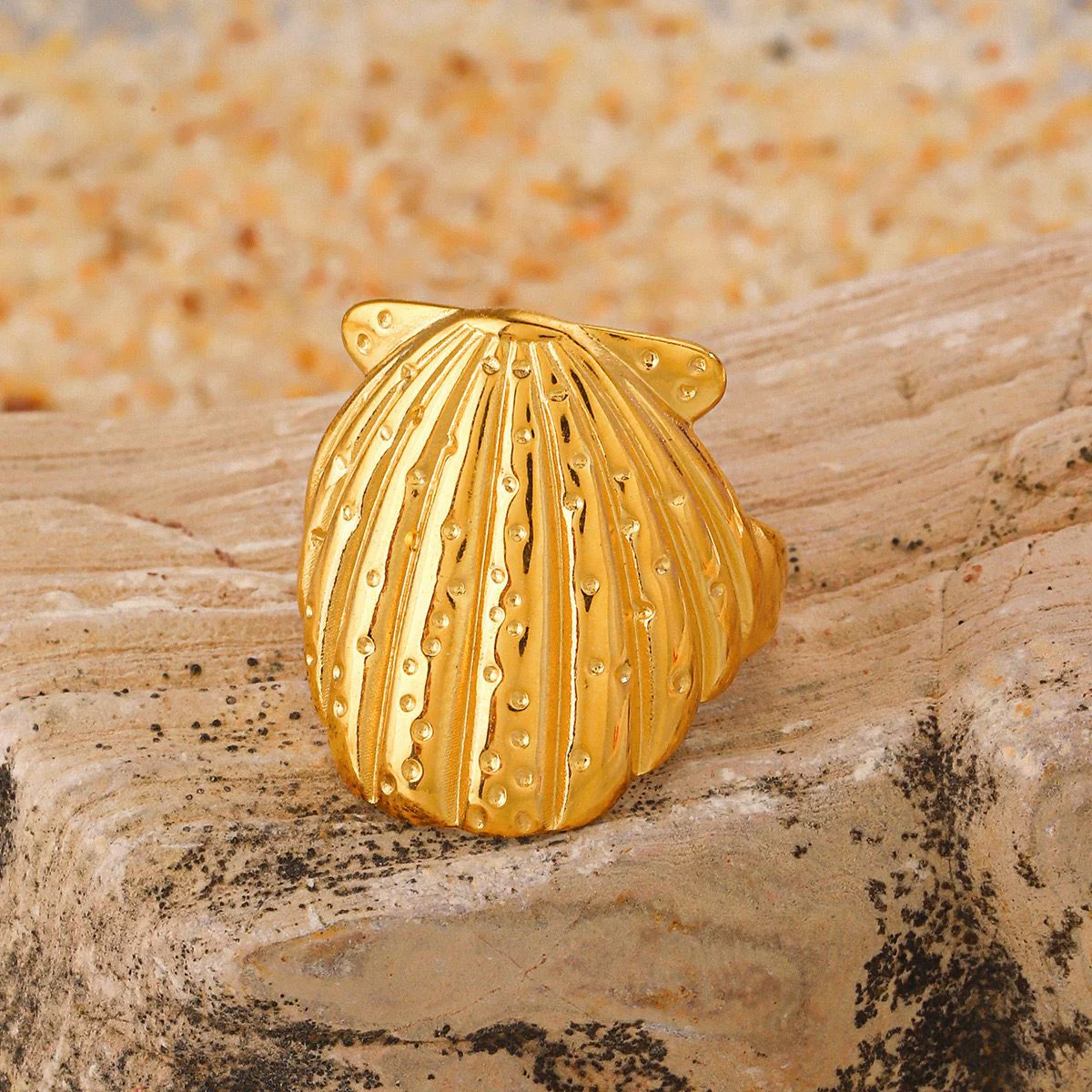Shell Yeah! Gold Ring - Image 5