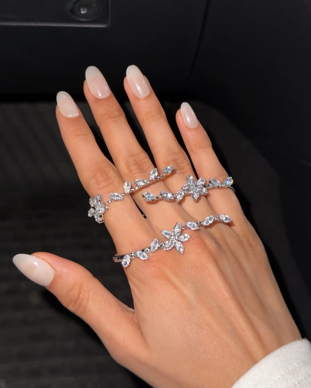 Shimmering Angel Hand Jewellery - Image 4