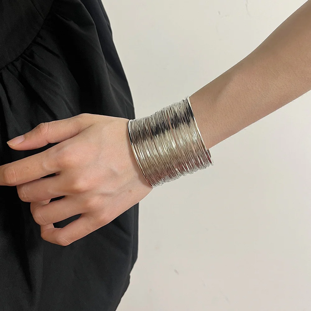 Silver Echo Coiled Handcuff - Image 3