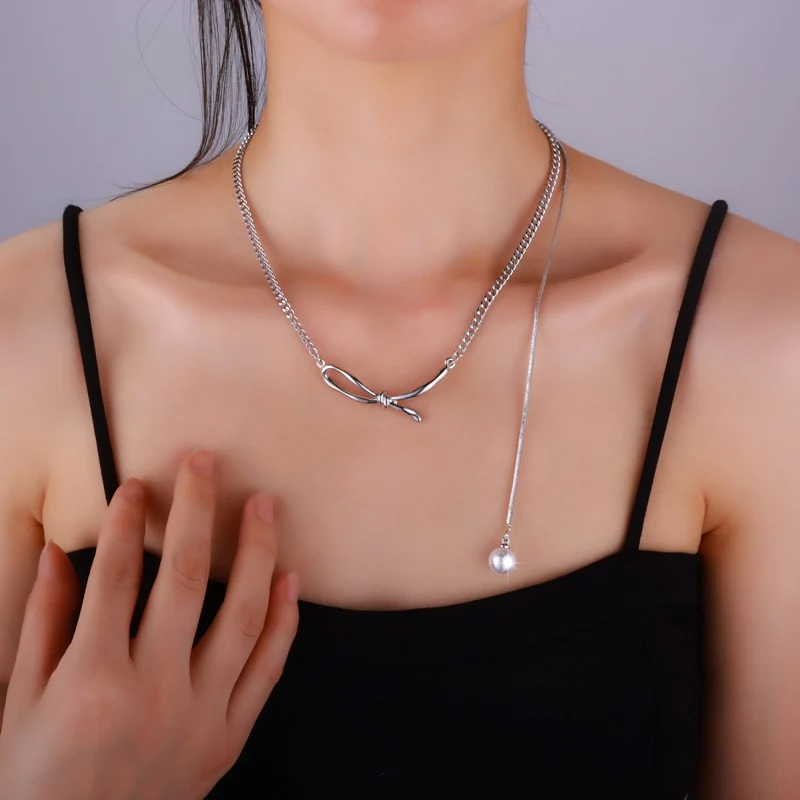 Silver Entangle Pearl Necklace - Image 4