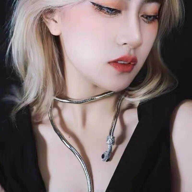 Snatched-Snake Bendable Necklace (Multipurpose) - Image 7