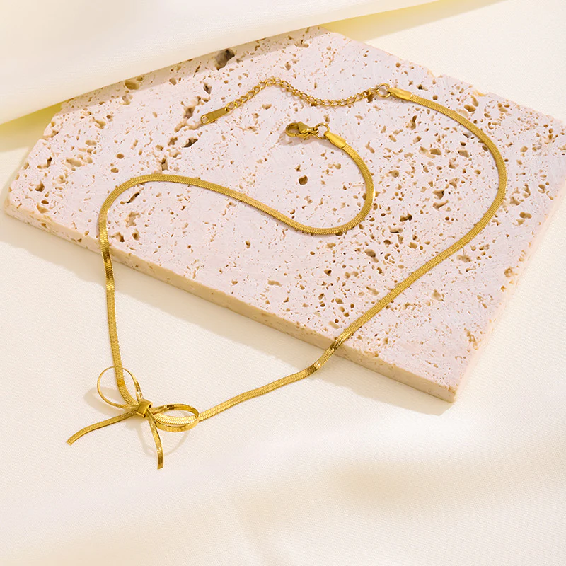 Soft Knot Bow Necklace - Image 3