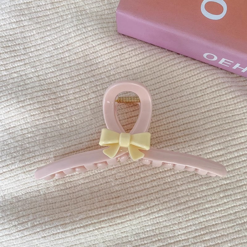 Softcore Coquette Claw Clip