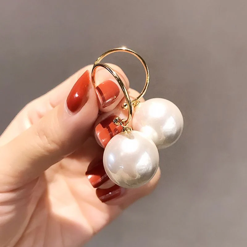 Soirées Pearl Earrings - Image 4