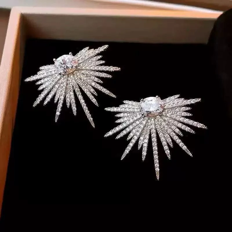 Spikes in Glam! Earrings - Image 3