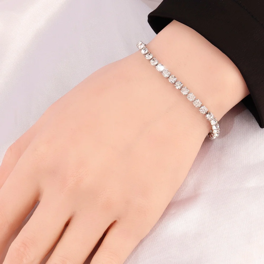 Spotlight on Her! Rhinestone Bracelet - Image 2