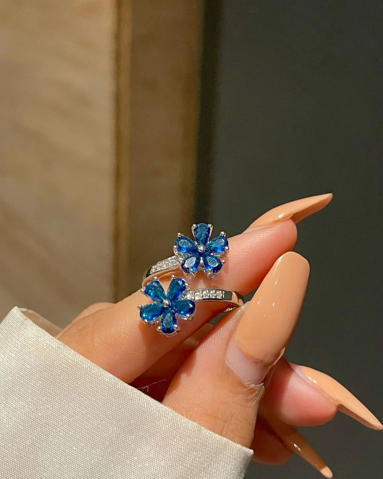 Spring Time 2.0 Ring- blue - Image 2
