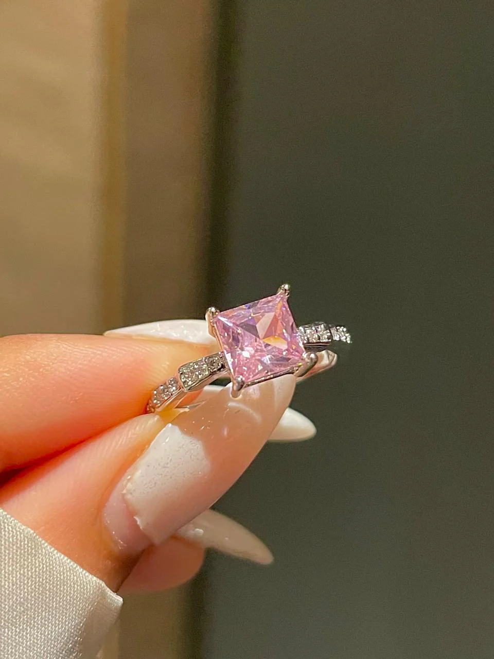 Square cut Ring- pink