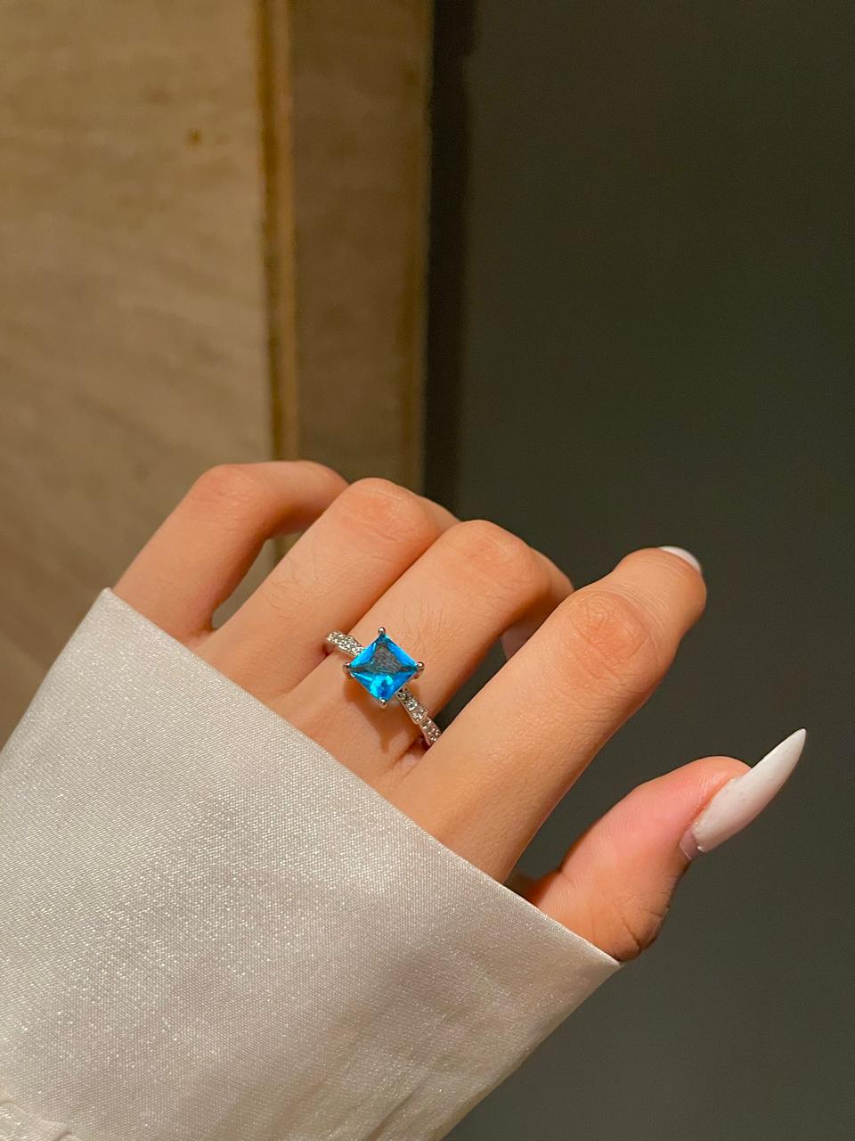 Square cut Ring- teal blue - Image 3