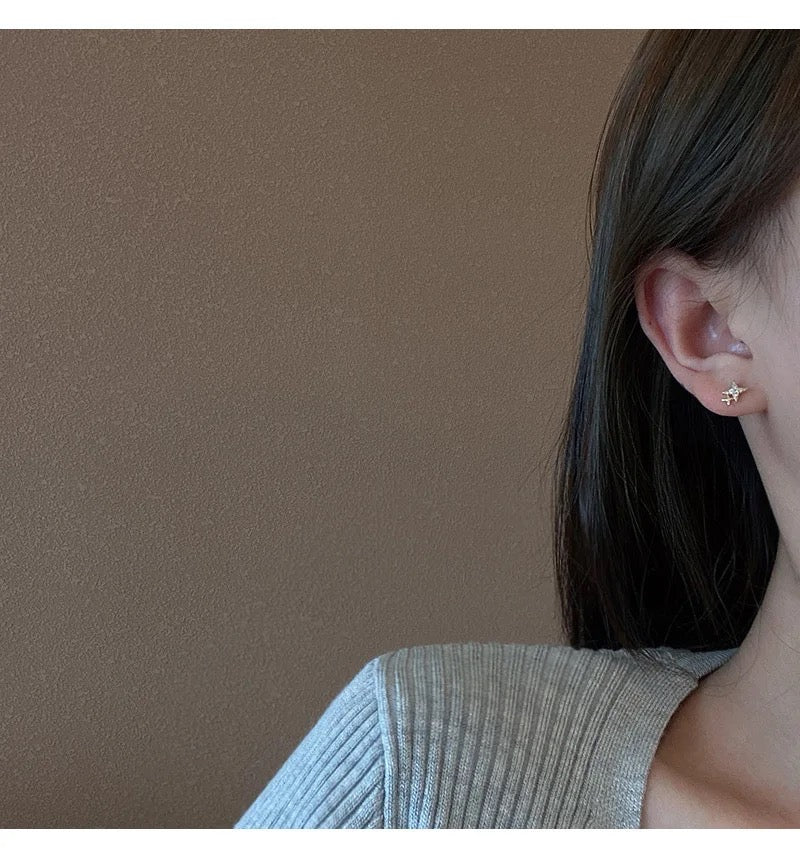 STAR EARCUFF EARRING - Image 2